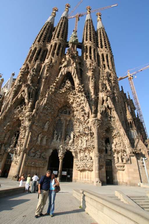 La Sacrada Famiglia a Barcellona, una delle Meraviglie del Mondo