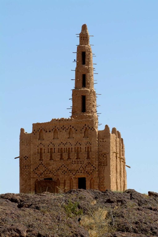 L'antica Torre della capitale (foto di Bruno Murialdo)