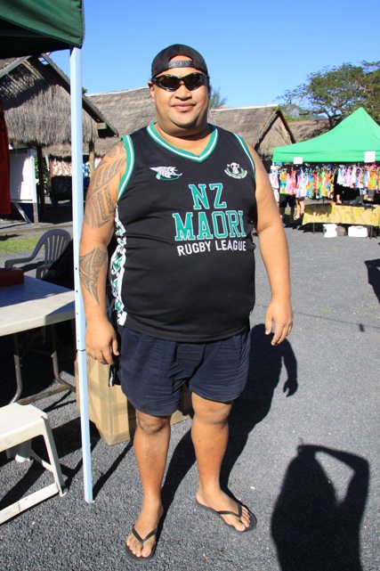 Un Maori tifoso del rugby, sport molto popolare