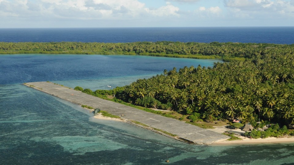 L'atollo di Pingelap (foto by maxresdefault)