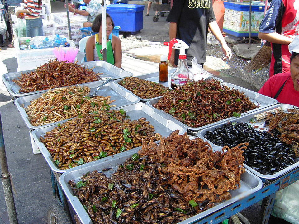 Alcune proposte in un mercato della Thailandia