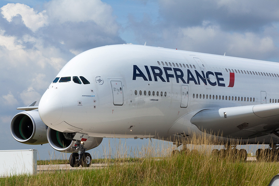 Il volo Air France pronto sulla pista